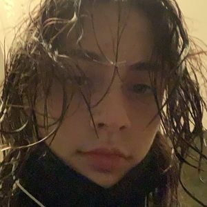 Meet your Posher, Isabel